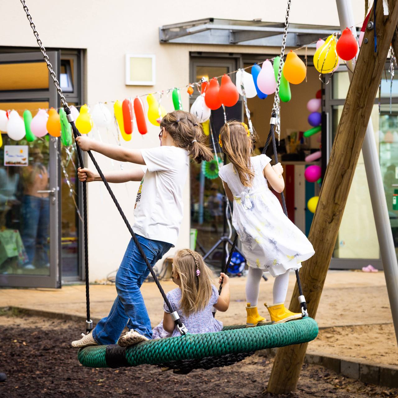 dolgenseekids-IMAGE 2026-08-30 17:48:16